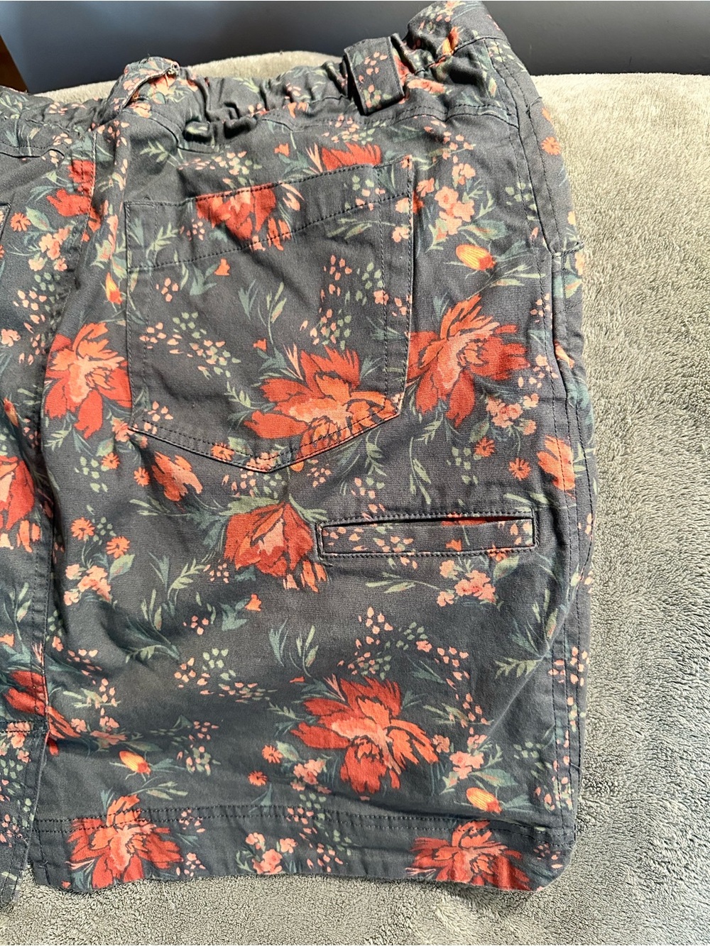 Duluth Trading Co Floral Skort - Dark Green with Coral Blooms - Picture 5 of 5